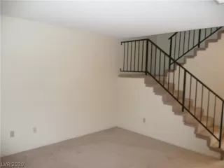 Photo #2: 2154483 Listing 