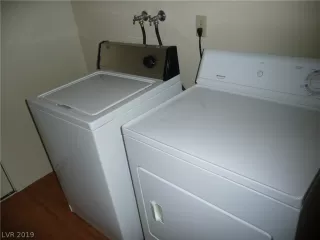 Photo #6: 2154483 Listing 