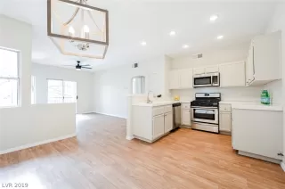 Photo #2: 2154525 Listing 
