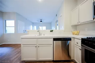 Photo #5: 2154525 Listing 