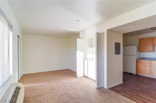 Photo #3: 2154542 Listing 