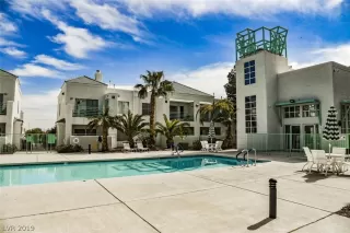 Photo #3: 2154544 Listing