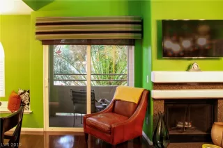 Photo #3: 2154580 Listing