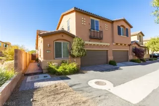 Photo #2: 2154586 Listing