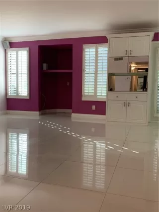Photo #1: 2154622 Listing 