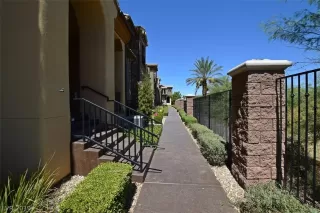 Photo #3: 2154627 Listing 