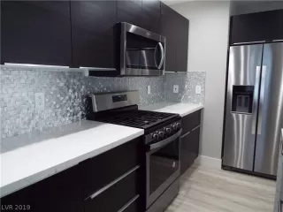 Photo #6: 2154660 Listing 