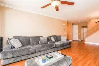 Photo #5: 2154668 Listing 