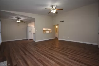 Photo #1: 2154679 Listing 