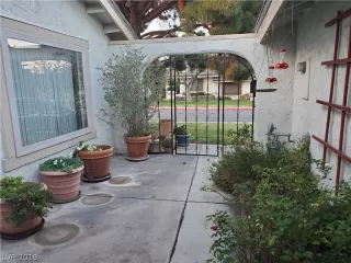 Photo #1: 2154727 Listing