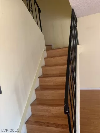 Photo #3: 2154735 Listing