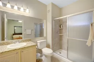 Photo #6: 2154746 Listing