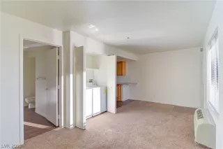 Photo #4: 2154762 Listing 