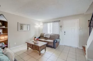 Photo #2: 2154795 Listing