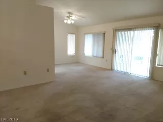 Photo #4: 2154812 Listing 