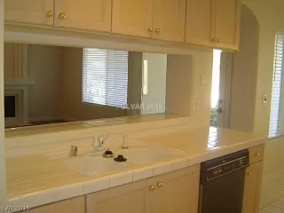 Photo #2: 2154826 Listing 