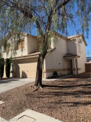 Photo #2: 2154847 Listing