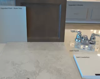 Photo #2: 2154858 Listing