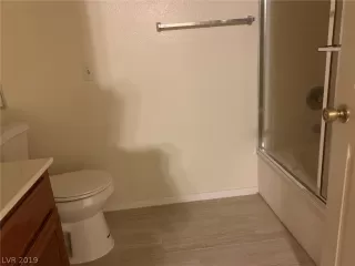 Photo #5: 2154883 Listing 