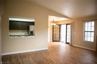 Photo #1: 2154907 Listing 
