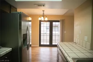 Photo #4: 2154907 Listing 