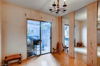 Photo #2: 2154969 Listing