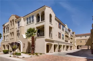 Photo #1: 2154970 Listing