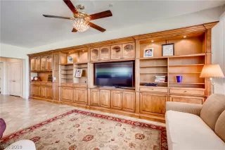 Photo #3: 2154970 Listing