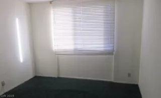 Photo #5: 2154984 Listing