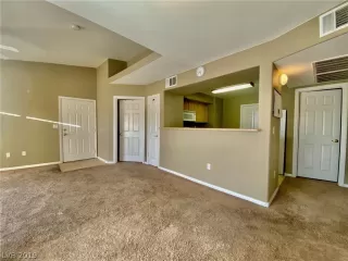 Photo #3: 2155076 Listing