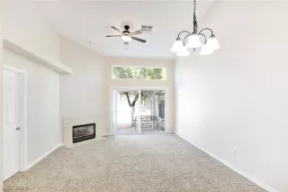 Photo #2: 2155121 Listing