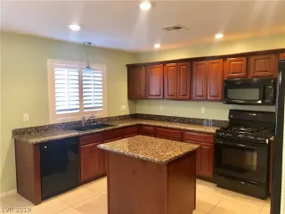 Photo #4: 2155124 Listing 