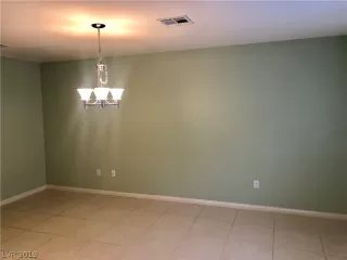 Photo #6: 2155124 Listing 