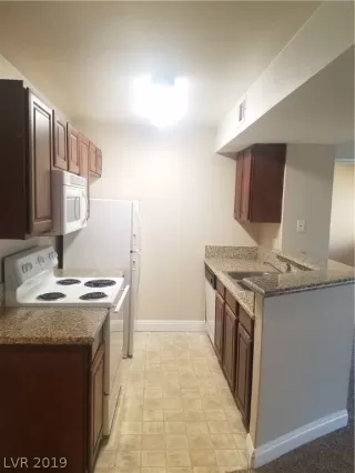 Photo #4: 2155157 Listing 