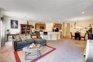 Photo #5: 2155168 Listing