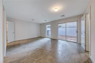 Photo #5: 2155213 Listing 