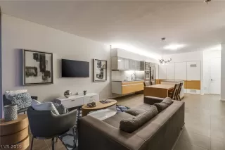 Photo #6: 2155228 Listing