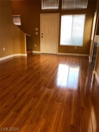 Photo #1: 2155236 Listing 