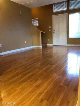 Photo #4: 2155236 Listing 