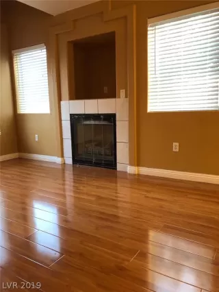 Photo #5: 2155236 Listing 