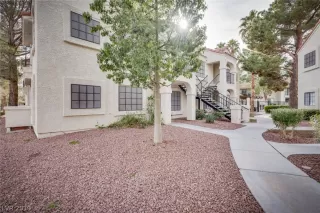 Photo #1: 2155252 Listing