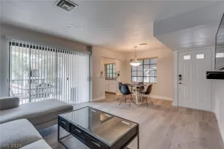 Photo #6: 2155252 Listing