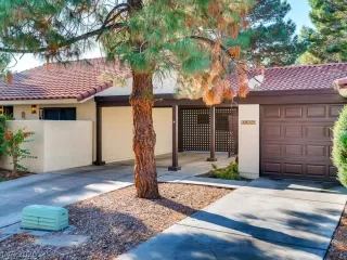 Photo #1: 2155261 Listing 