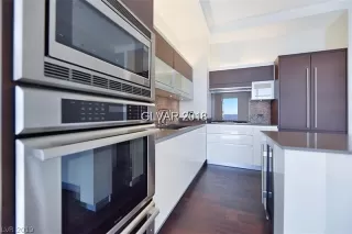 Photo #6: 2155301 Listing 