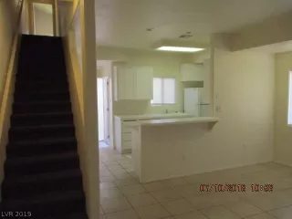 Photo #3: 2155352 Listing