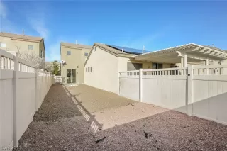 Photo #4: 2155396 Listing