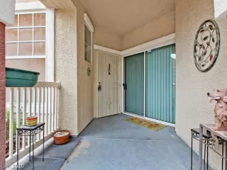 Photo #4: 2155430 Listing 