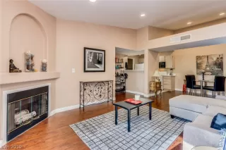 Photo #1: 2155452 Listing 