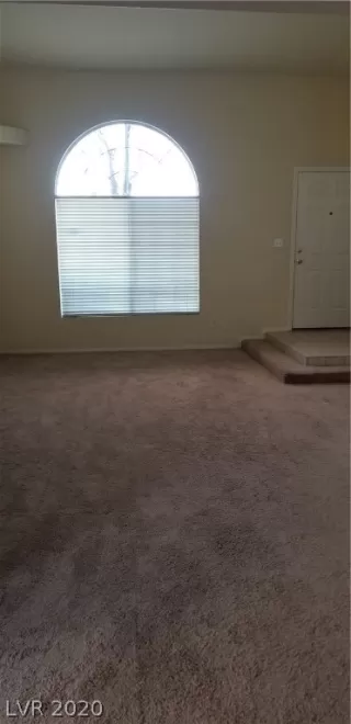 Photo #4: 2155528 Listing