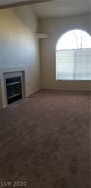 Photo #5: 2155528 Listing